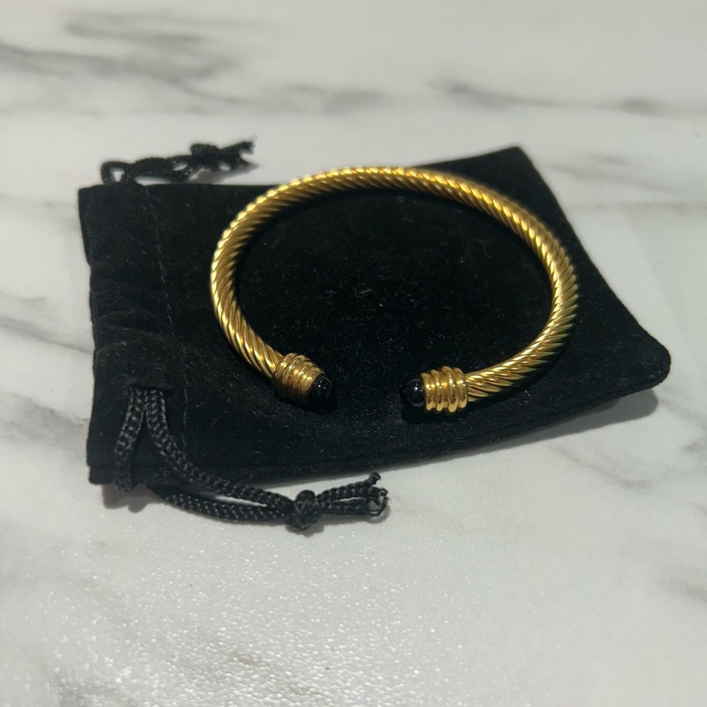 Gold bracelet